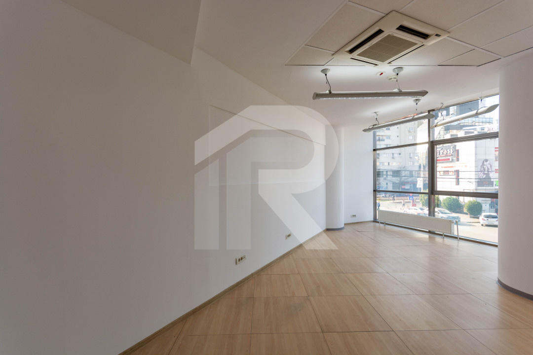 Spatiu de birouri | Vitan Center | 23 mp | Smart parking 