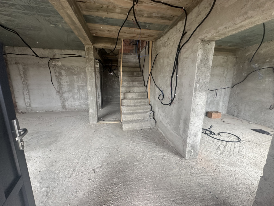 STEFANESTII DE JOS, CASA P+1E, LOT 242 MP!