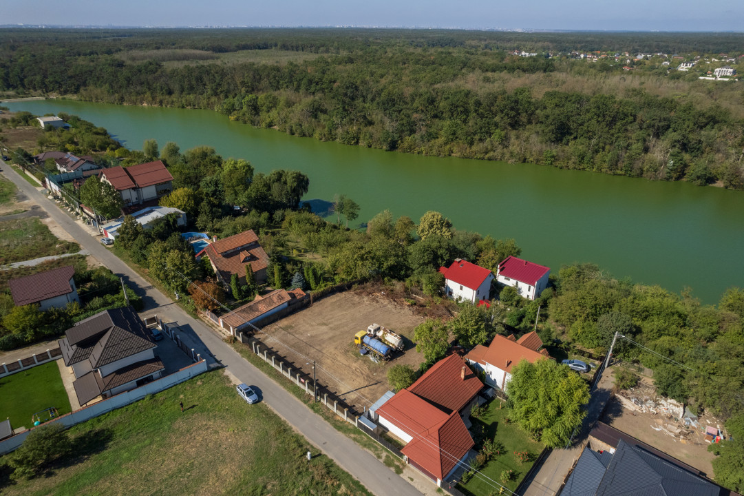 BRANESTI, TEREN 1400 MP, DESCHIDERE 32 MP, VEDERE LA LAC!