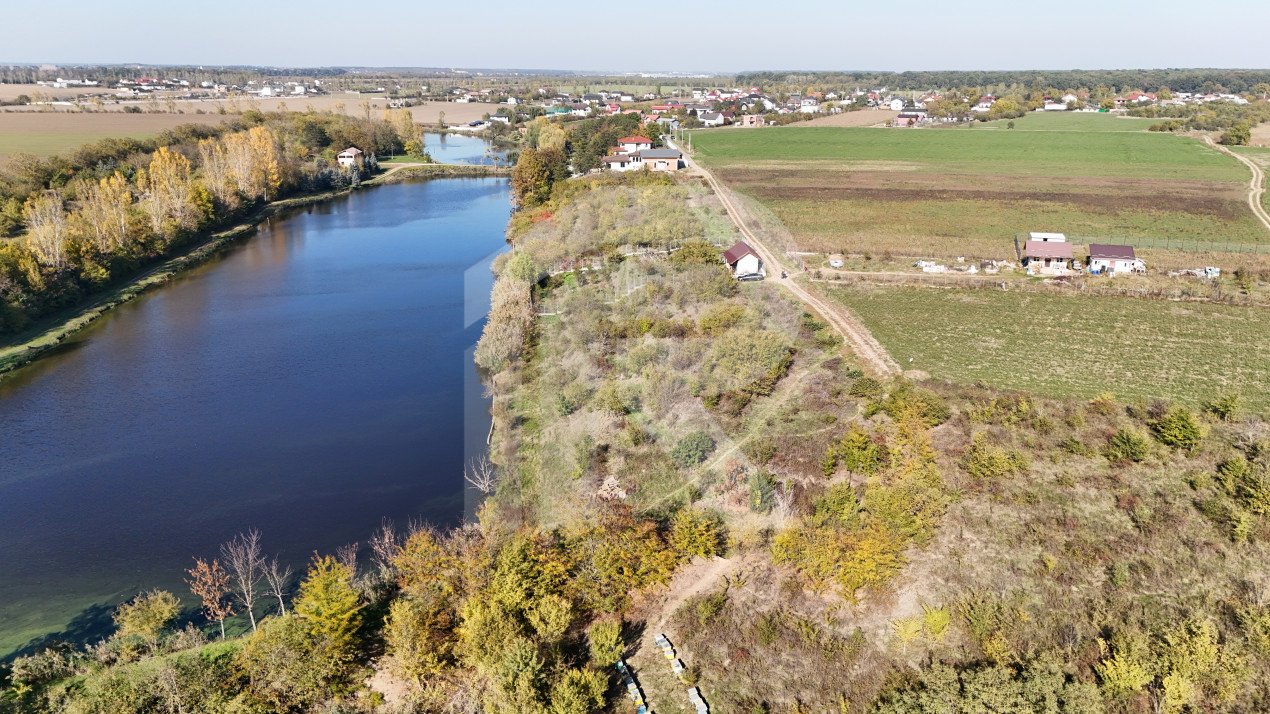 Teren intravilan cu deschidere la lac | Ganeasa | 1102 mp 