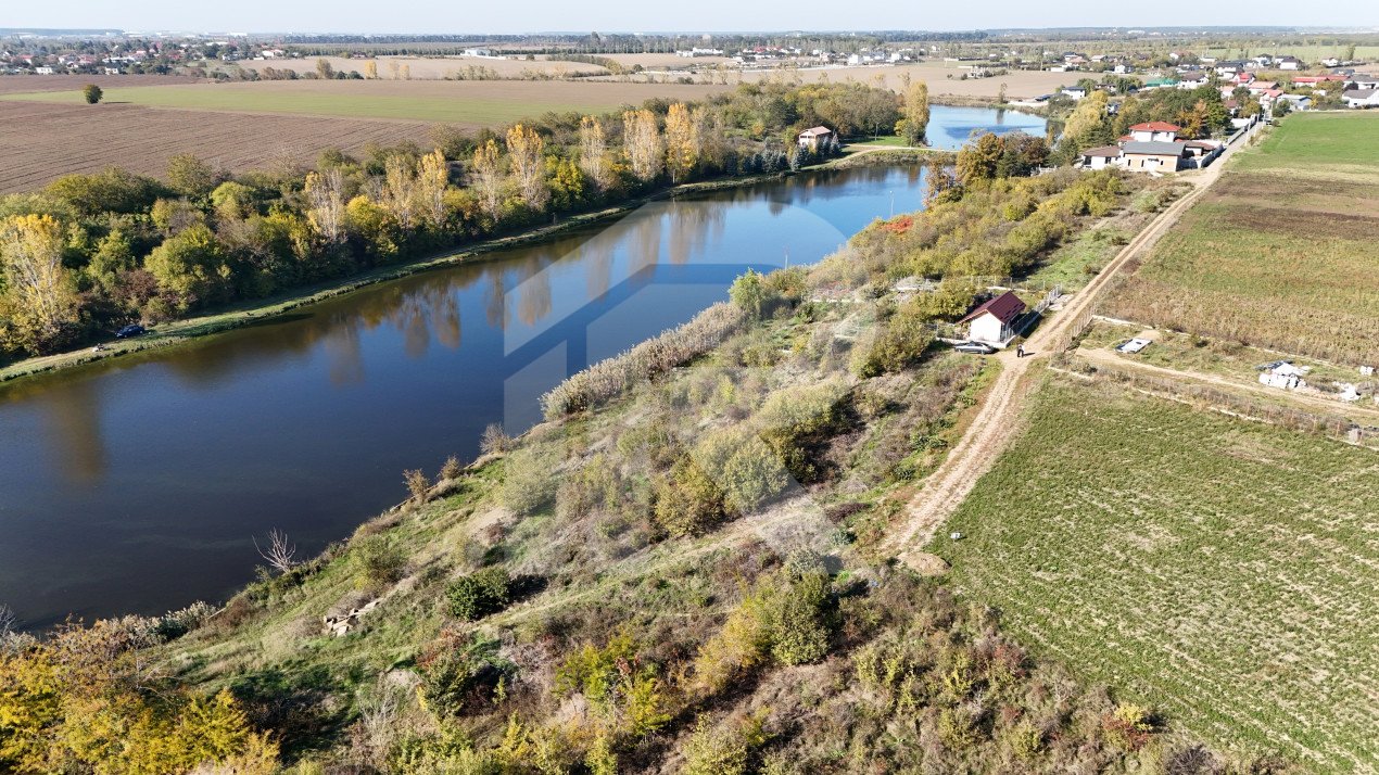 Teren intravilan cu deschidere la lac | Ganeasa | 1102 mp 