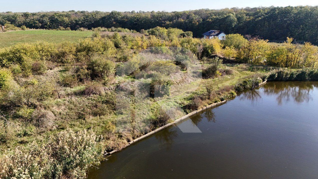 Teren intravilan cu deschidere la lac | Ganeasa | 1102 mp 