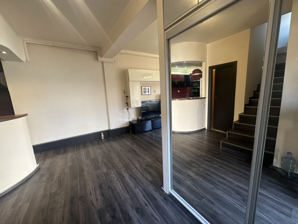 CORBEANCA, DUPLEX P+E+M 140 MP, CURTE PROPRIE 130 MP! 