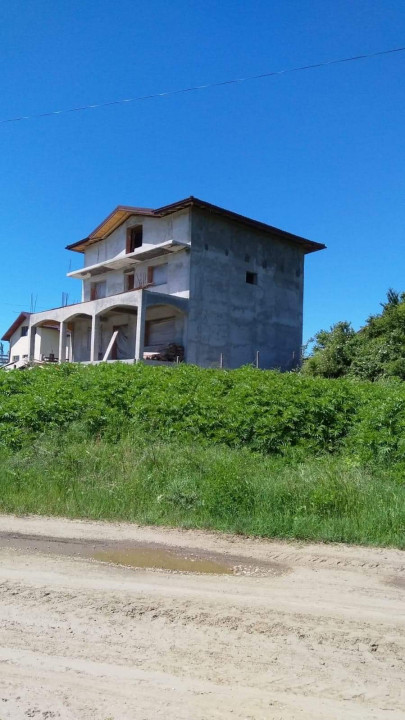 BERCENI CASA P+E 142 mp LOT 700 mp 