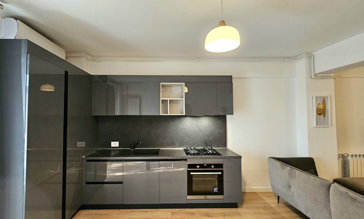 Apartament - terasa 200 mp-complet cu vedere libera si parcare 