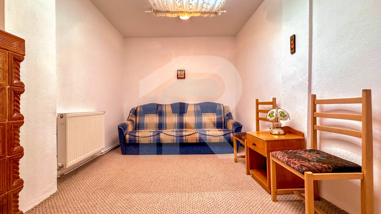 Casa | 356 mpc | Lot 1422 mp | Atelier de creatie | Locuinta/sediu | Baicoi