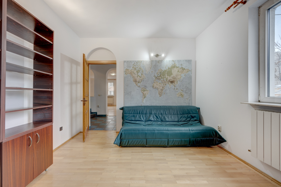 UVERTURII - CETATEA DE BALTA, VILA 436 MP UTILI, LOT 300 MP!