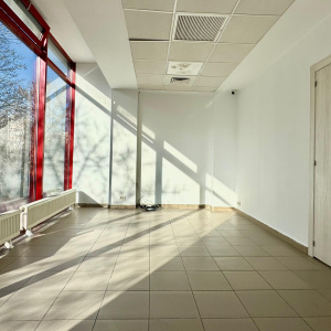 Spatiu de birouri | Piata Vitan | Utilitati incluse | Nu se aplica TVA