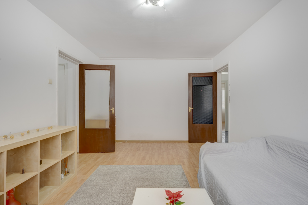 Apartament 3 camere Colentina stradal