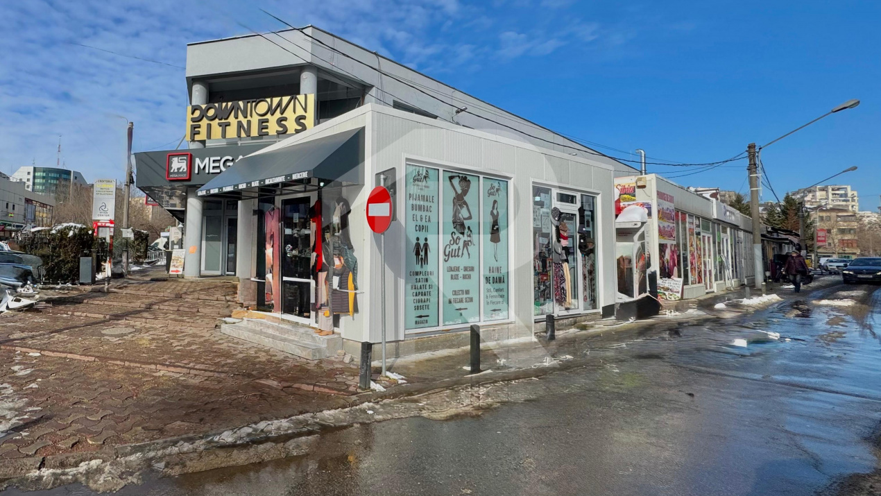 Spatiu comercial stradal | Piata Vitan | 14.4 mp | Vad pietonal | 2 vitrine