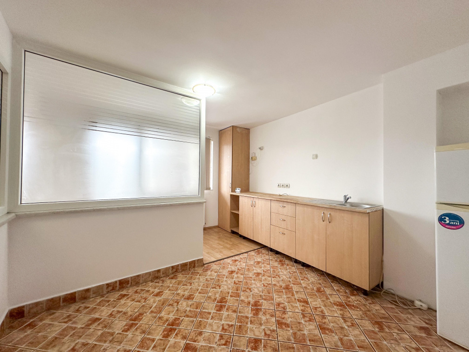 La doi pasi de Universitate - nu doar un birou ci un statut