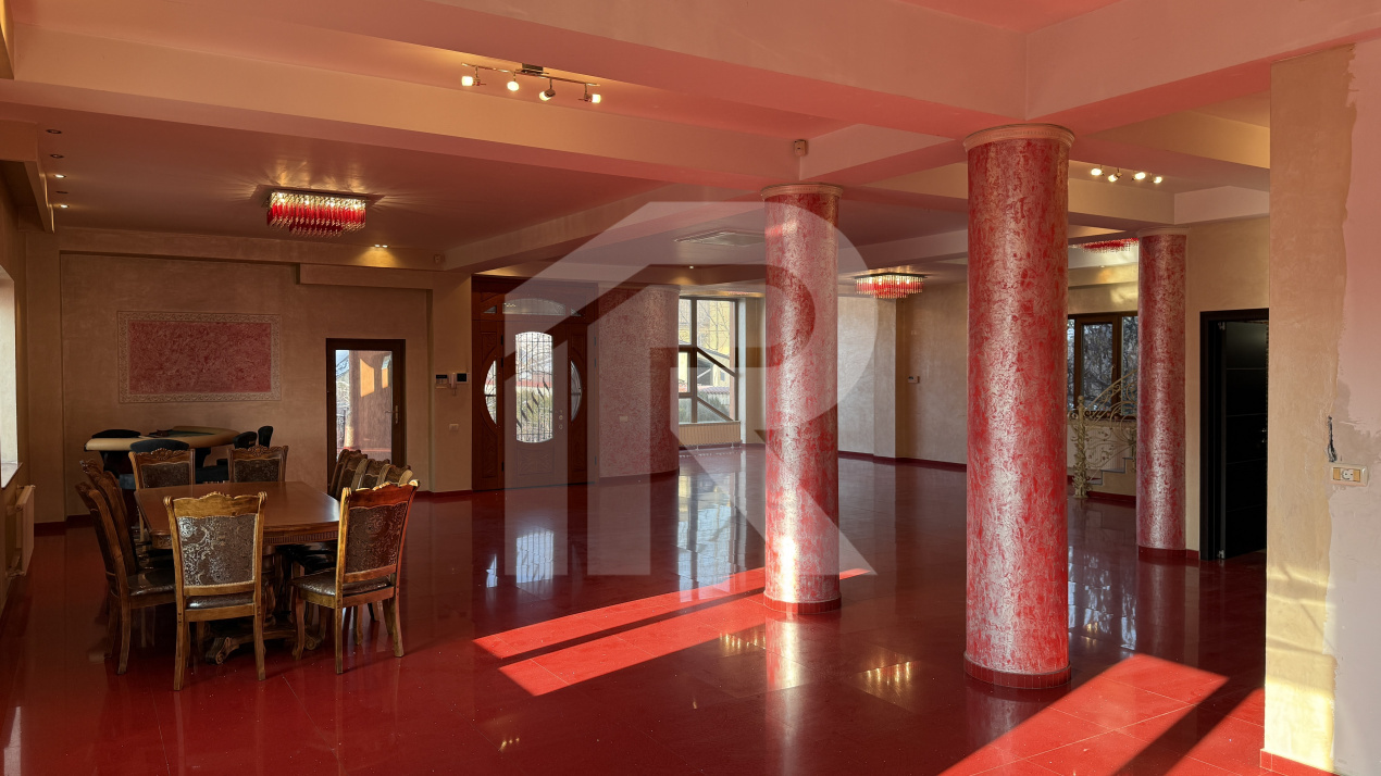 Vila premium, oportunitate rara in zona Eroii Revolutiei, Bulevardul Pieptanari