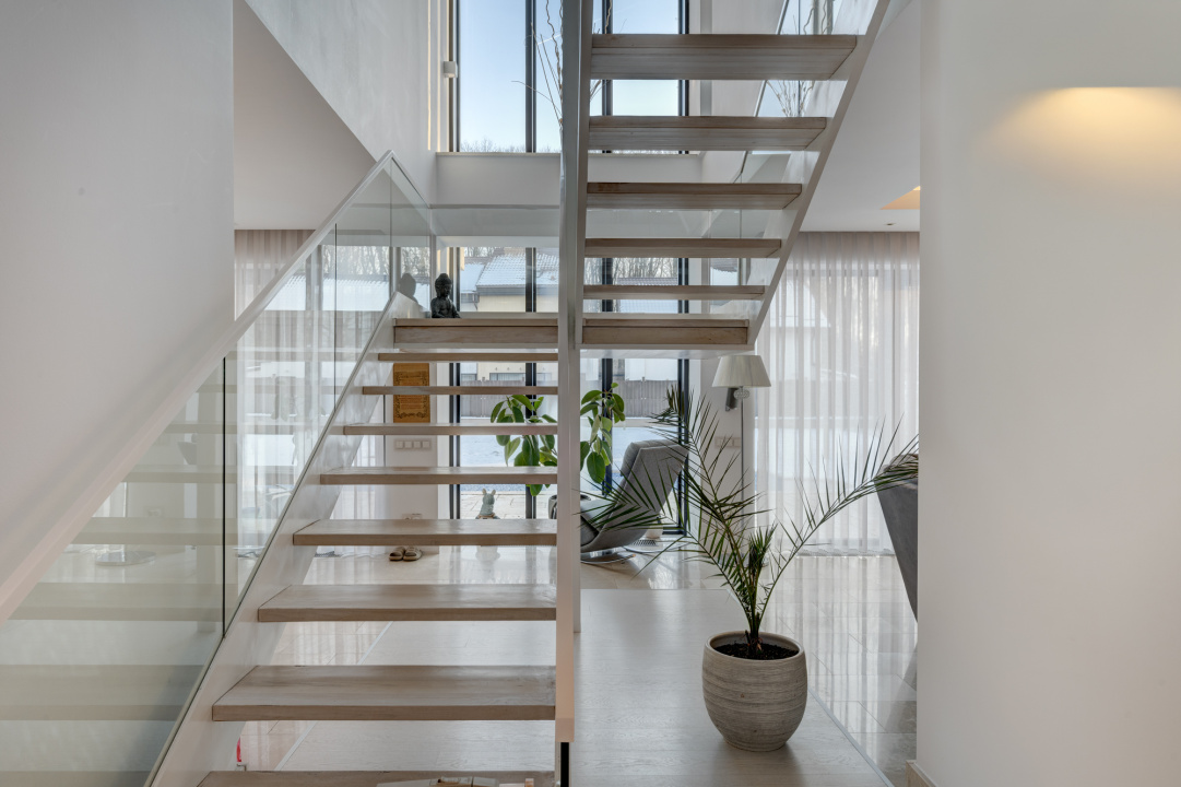 CORBEANCA - ROSE GARDEN, VILA 500 MP, LOT 1100 MP, LA CHEIE!