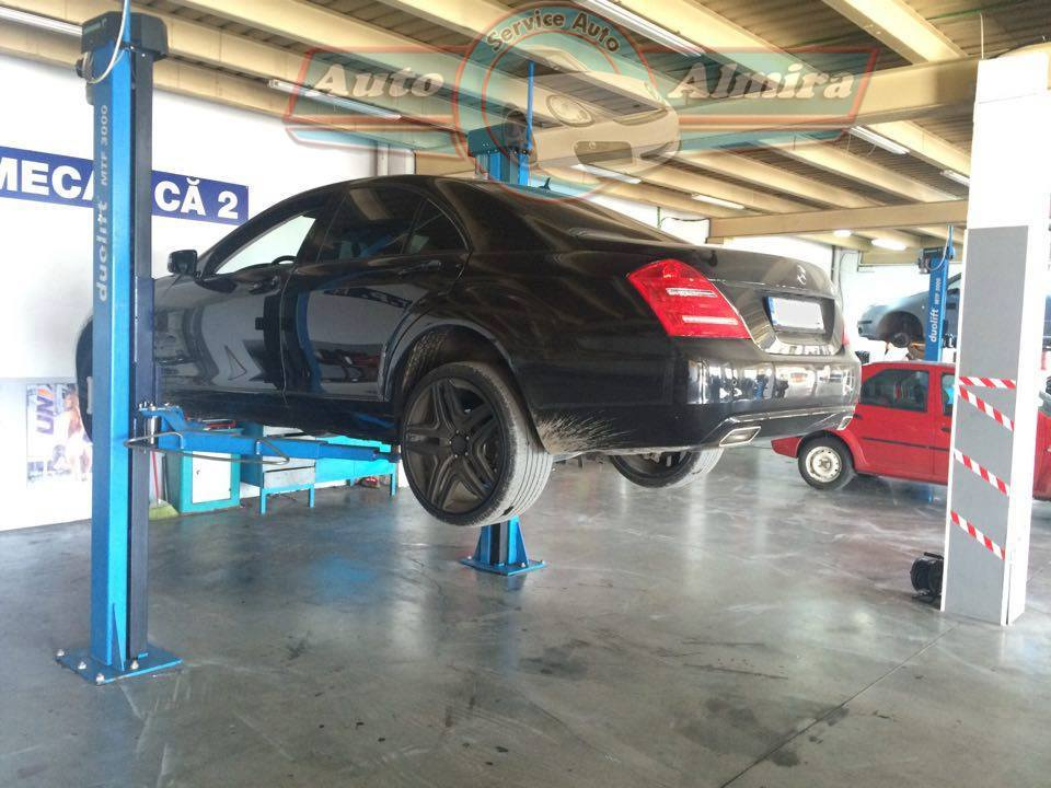 Închiriere service auto echipat pentru mecanică și tinichigerie vopsire