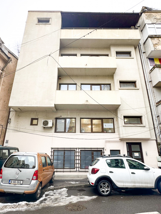 2 etaje, 160mp, centrala termica, scara interioara - Prestanta!