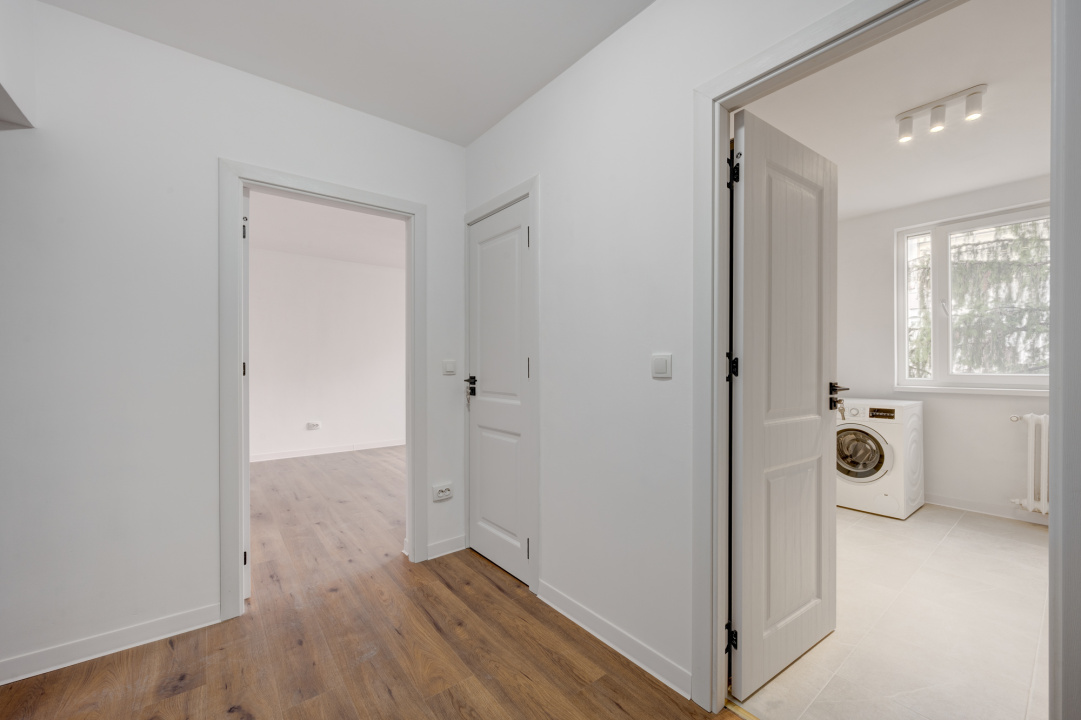 TITAN – OZANA, APARTAMENT 3 CAMERE 66 MP TOTAL, ETAJ 3 DIN 4, RENOVAT! 