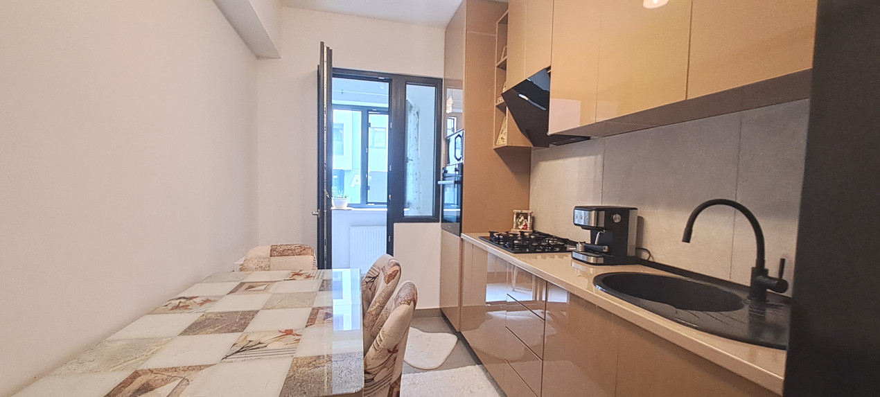 2 camere | Decomandat | Bucatarie echipata