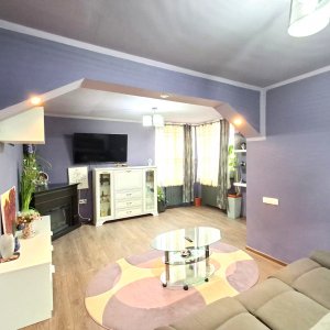 Casa de vânzare  zona  Andronache