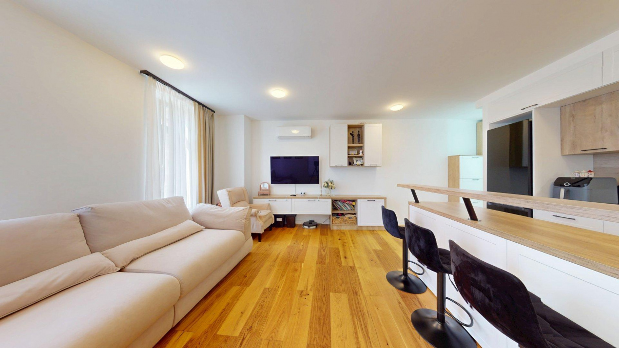 Apartament elegant 2 cam cu istorie, rafinament și facilități premium